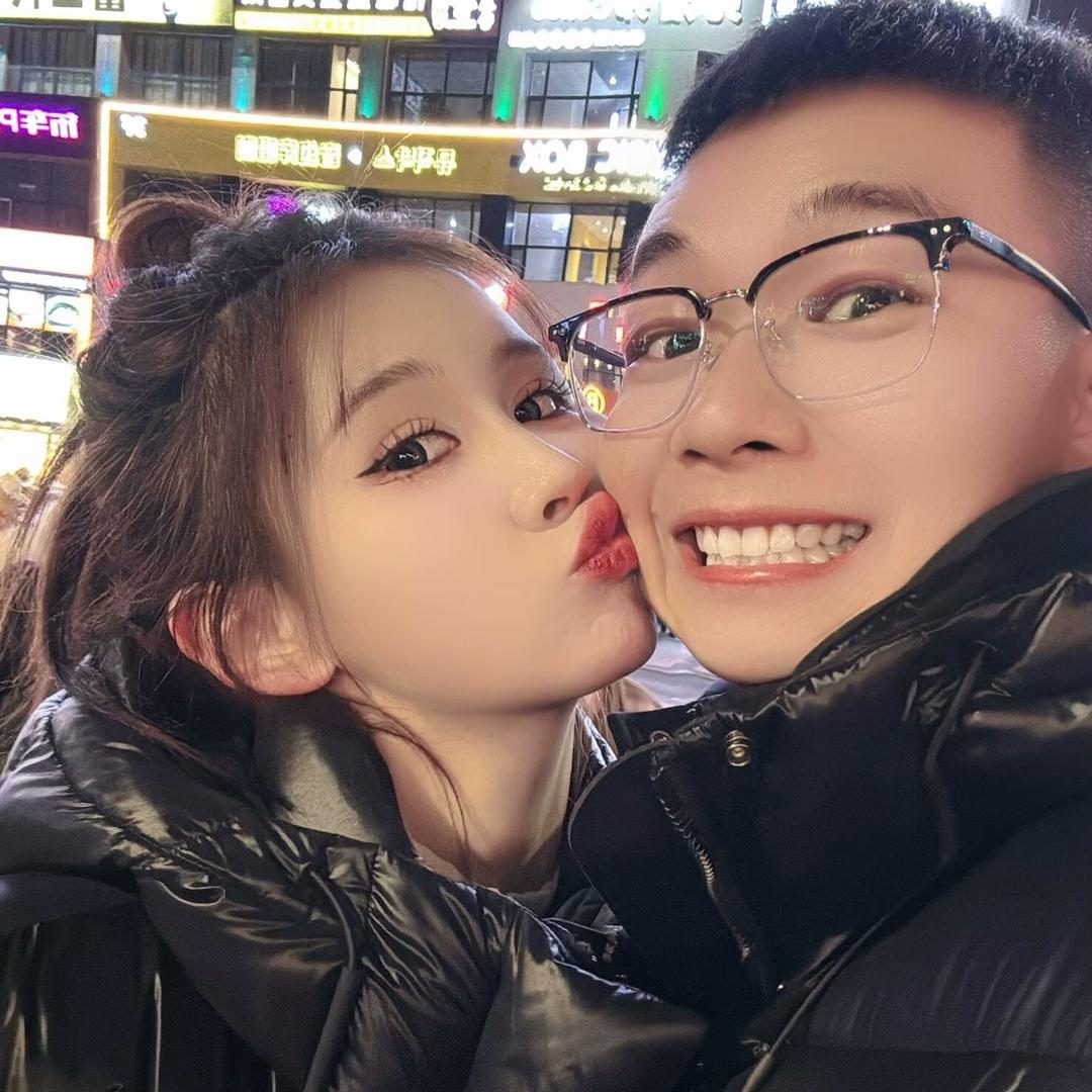 小少女妈咪❤️（已婚且当妈啦）@抖音