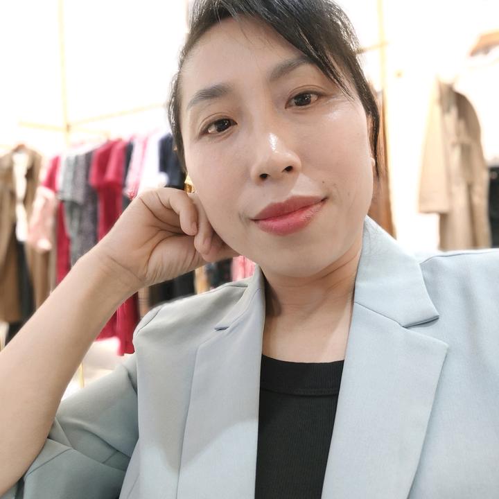 吴珊